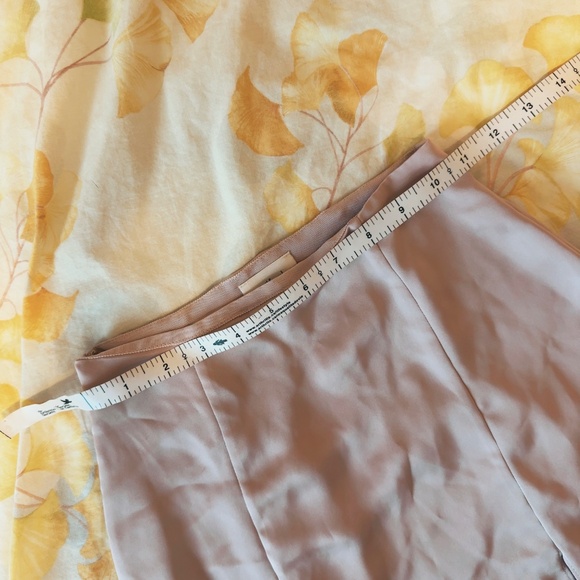 aritzia wilfred midi skirt - pastel pink midi skirt with slit (00) - Picture 5 of 5